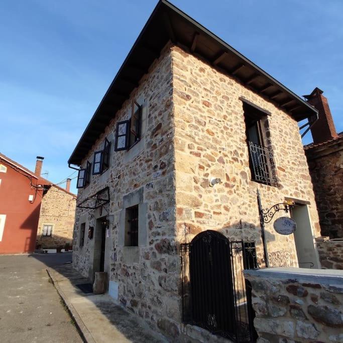 Vila La Casa De La Tina Porquera de Santullan Exteriér fotografie